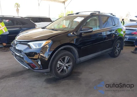 2018 Toyota Rav4 Xle z USA, uszkodzony, nr VIN 2T3WFREV2JW502622